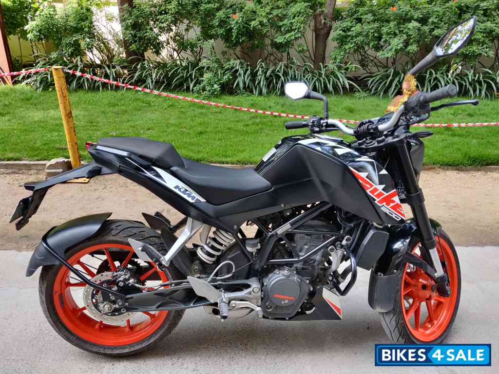KTM Duke 200 ABS