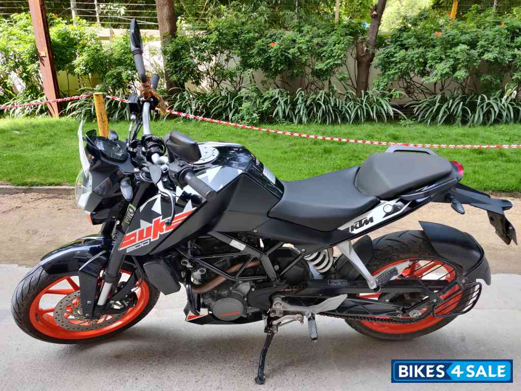 KTM Duke 200 ABS