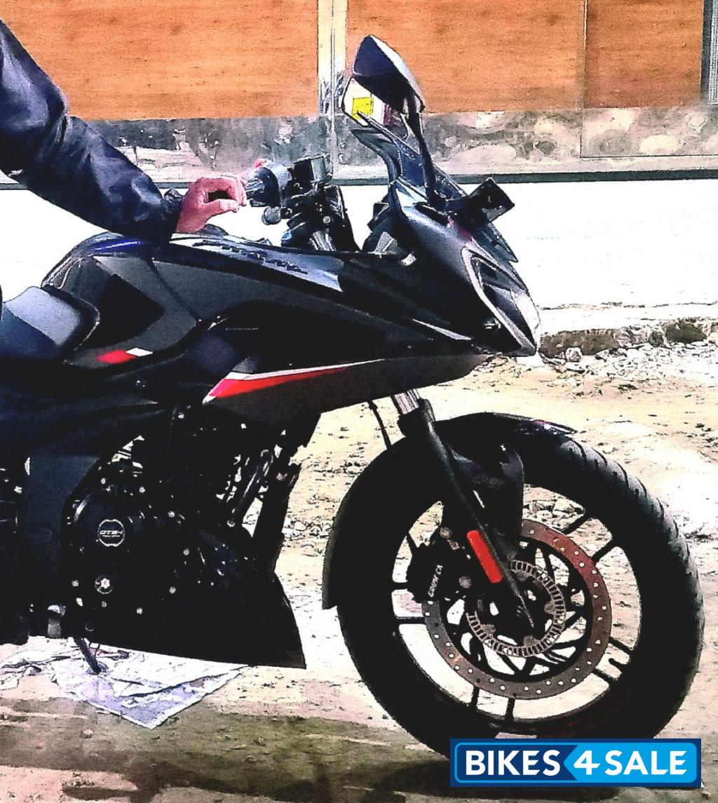 Black Bajaj Pulsar F250 Dual Channel ABS