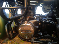 Black Honda CB350 DLX