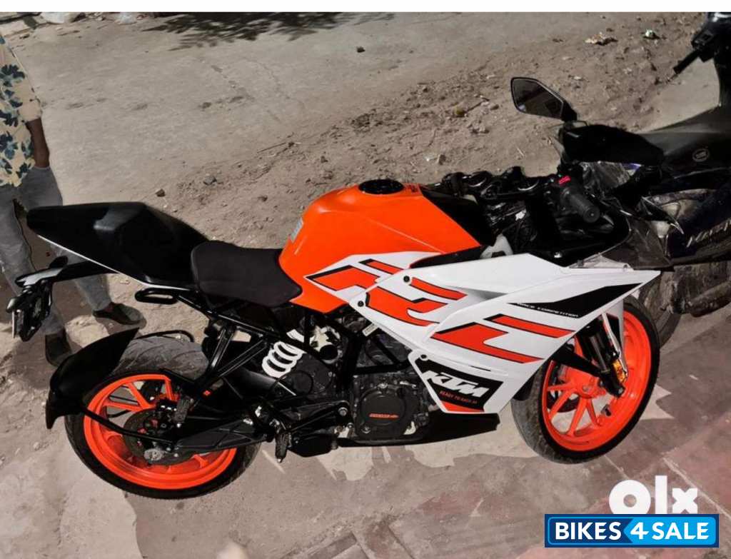KTM RC 125 2022