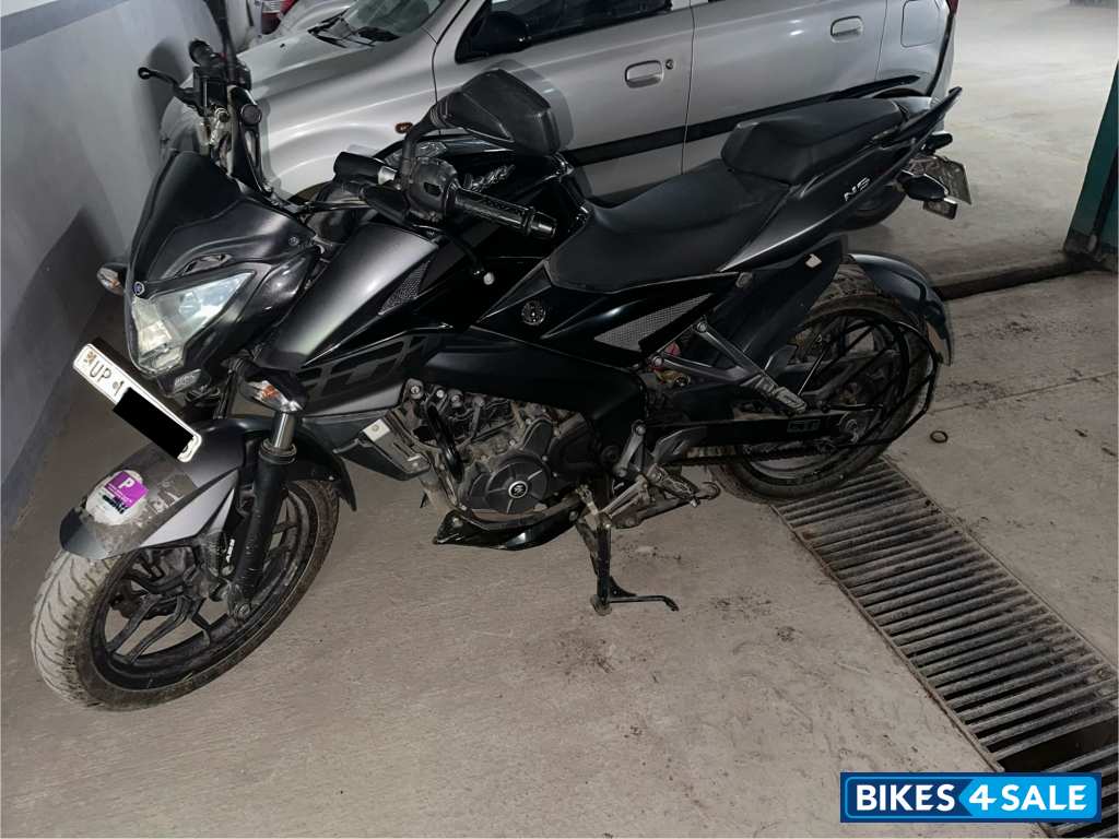 Bajaj Pulsar 200 NS ABS