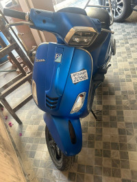 Matt Blue Vespa LX 125