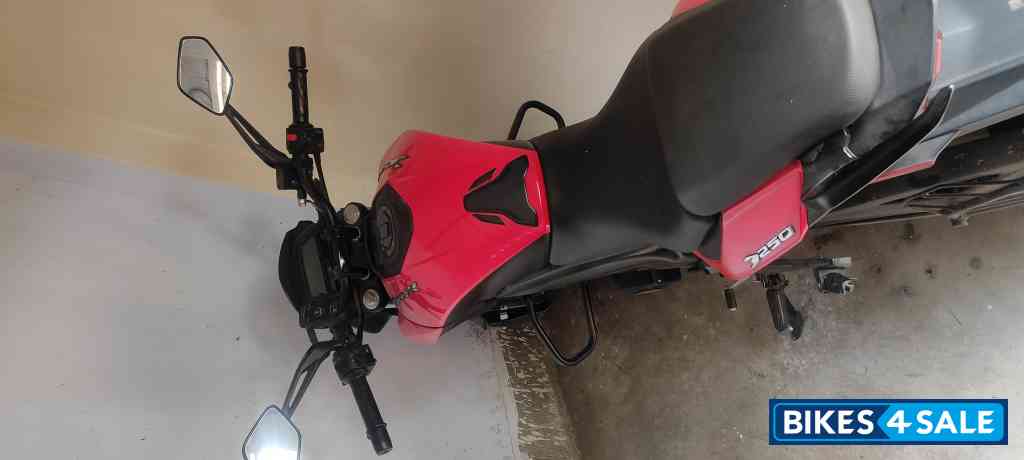 Bajaj Dominar 250