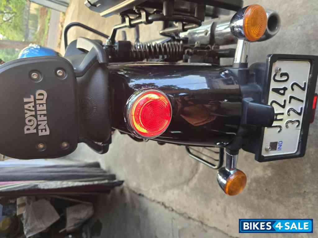 Blue Royal Enfield Meteor 350 Supernova