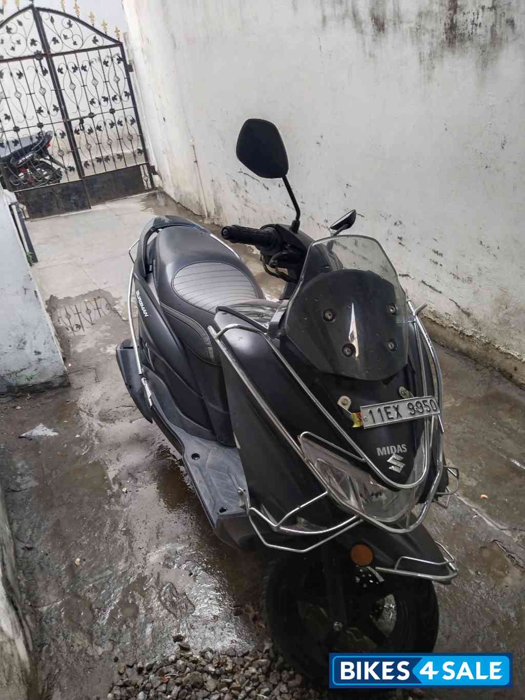 Suzuki Burgman Street BS6