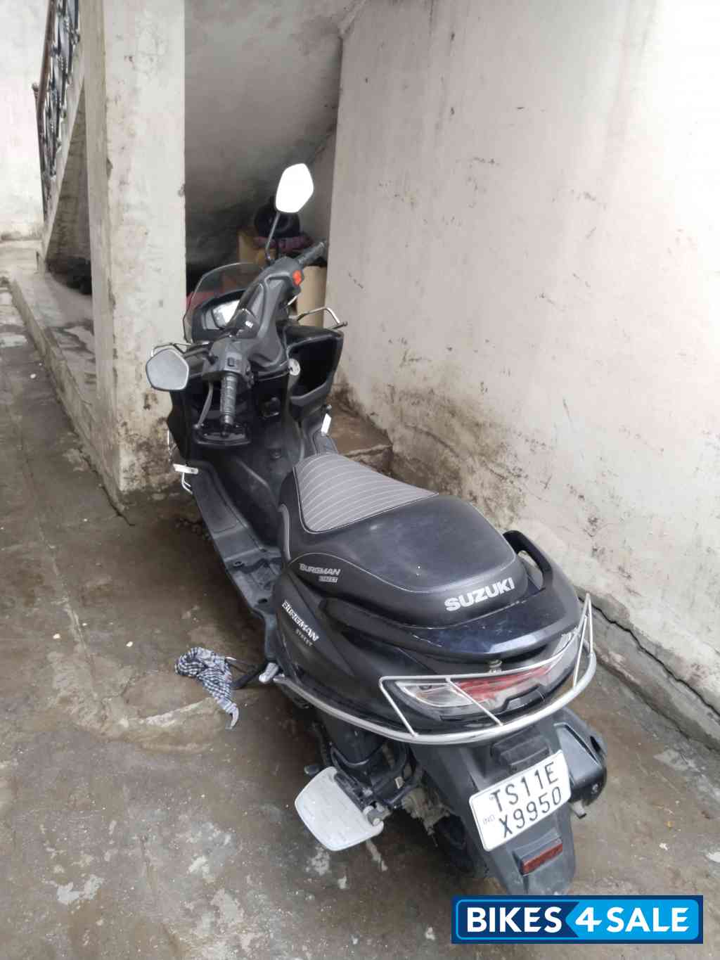 Suzuki Burgman Street BS6