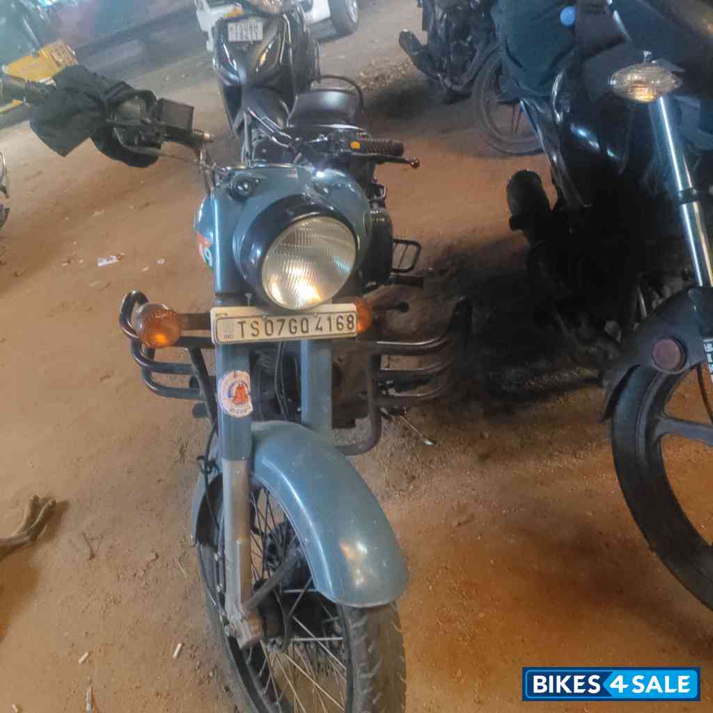 Royal Enfield Classic Signals Airborne Blue