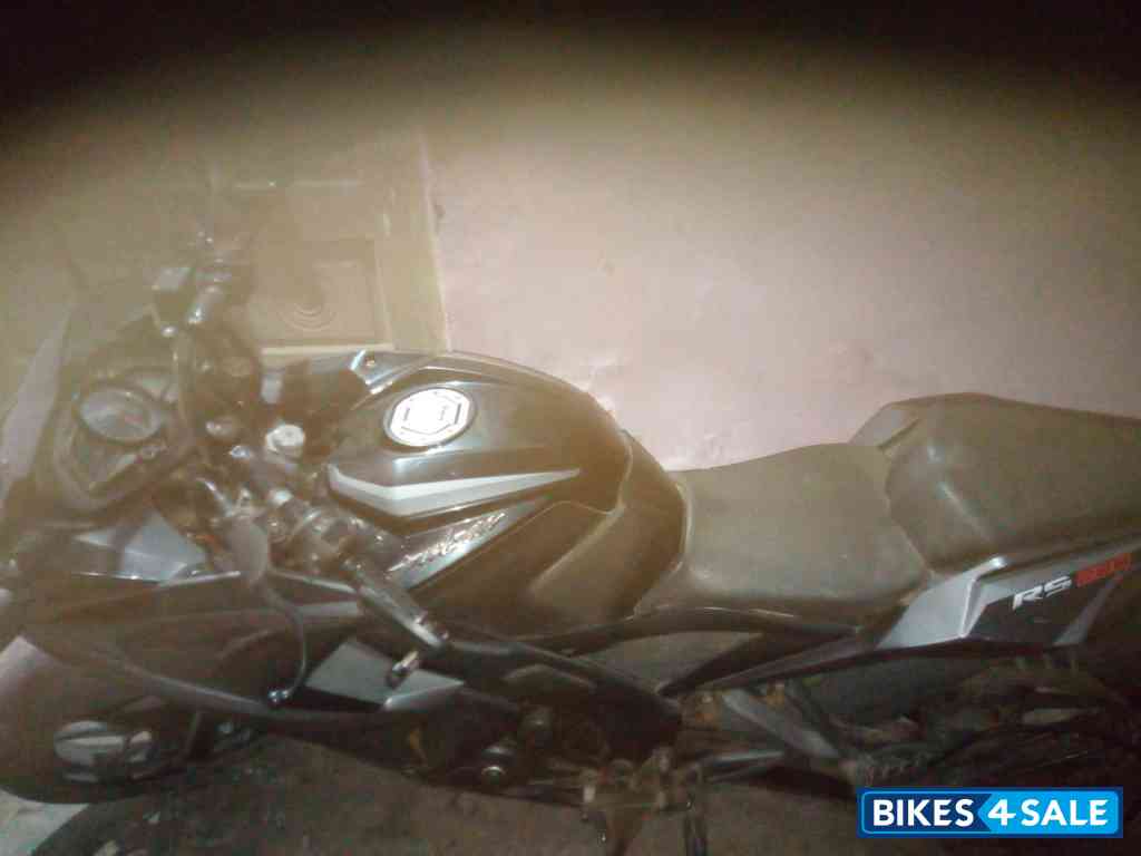 Grey Black Bajaj Pulsar RS 200 BS6
