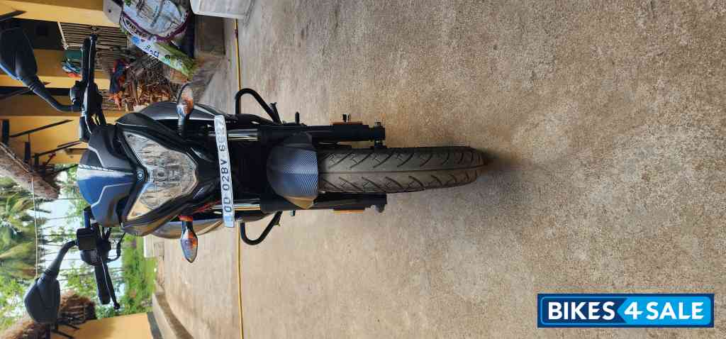 Gray Bajaj Pulsar NS 200 BS6