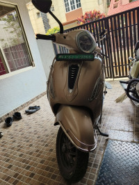 Bajaj Chetak Premium 2022 Model
