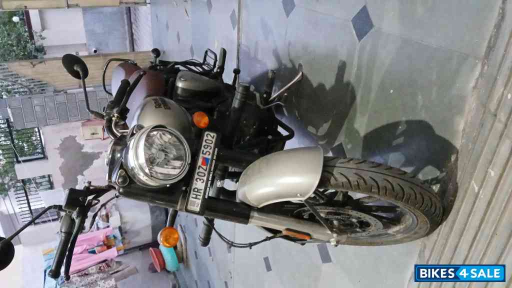Royal Enfield Bullet Standard 350