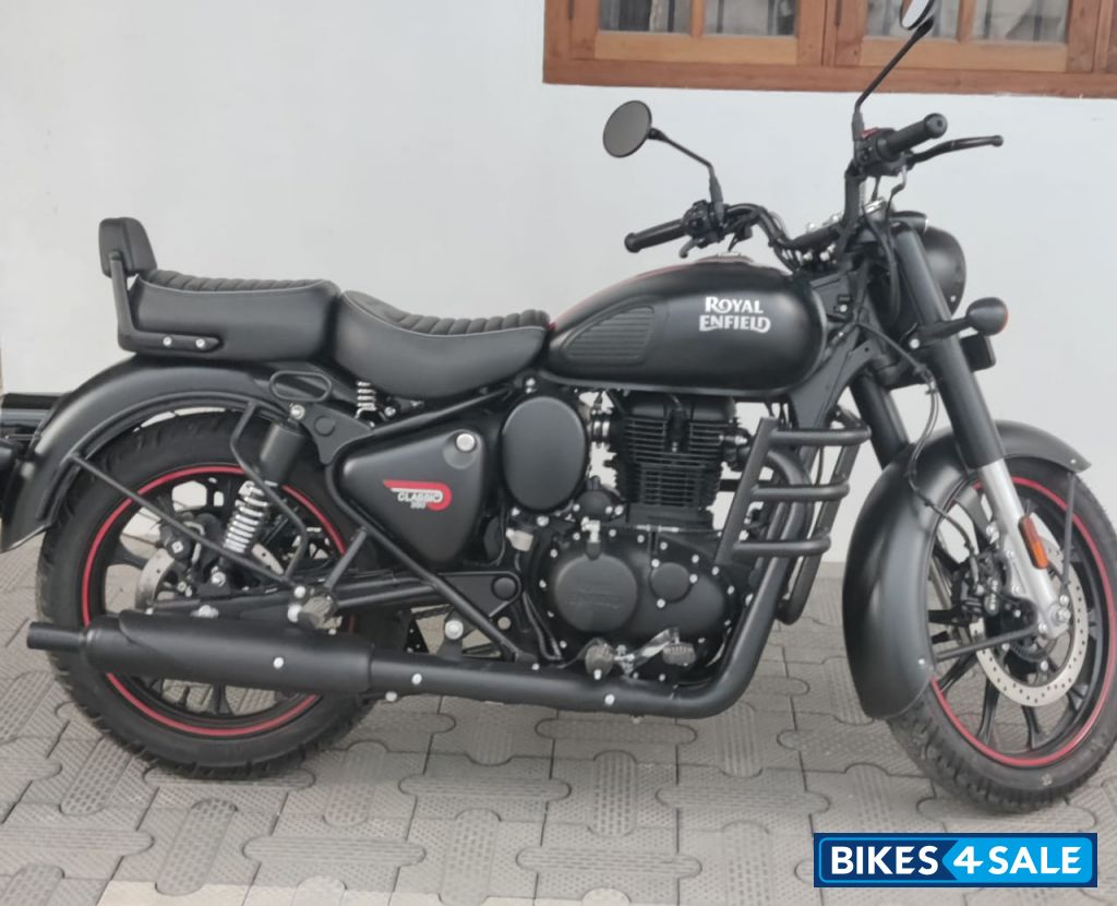 Royal Enfield Classic 350 Dual Channel BS6