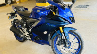 Yamaha R15 V4