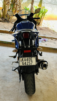 Yamaha R15 V4
