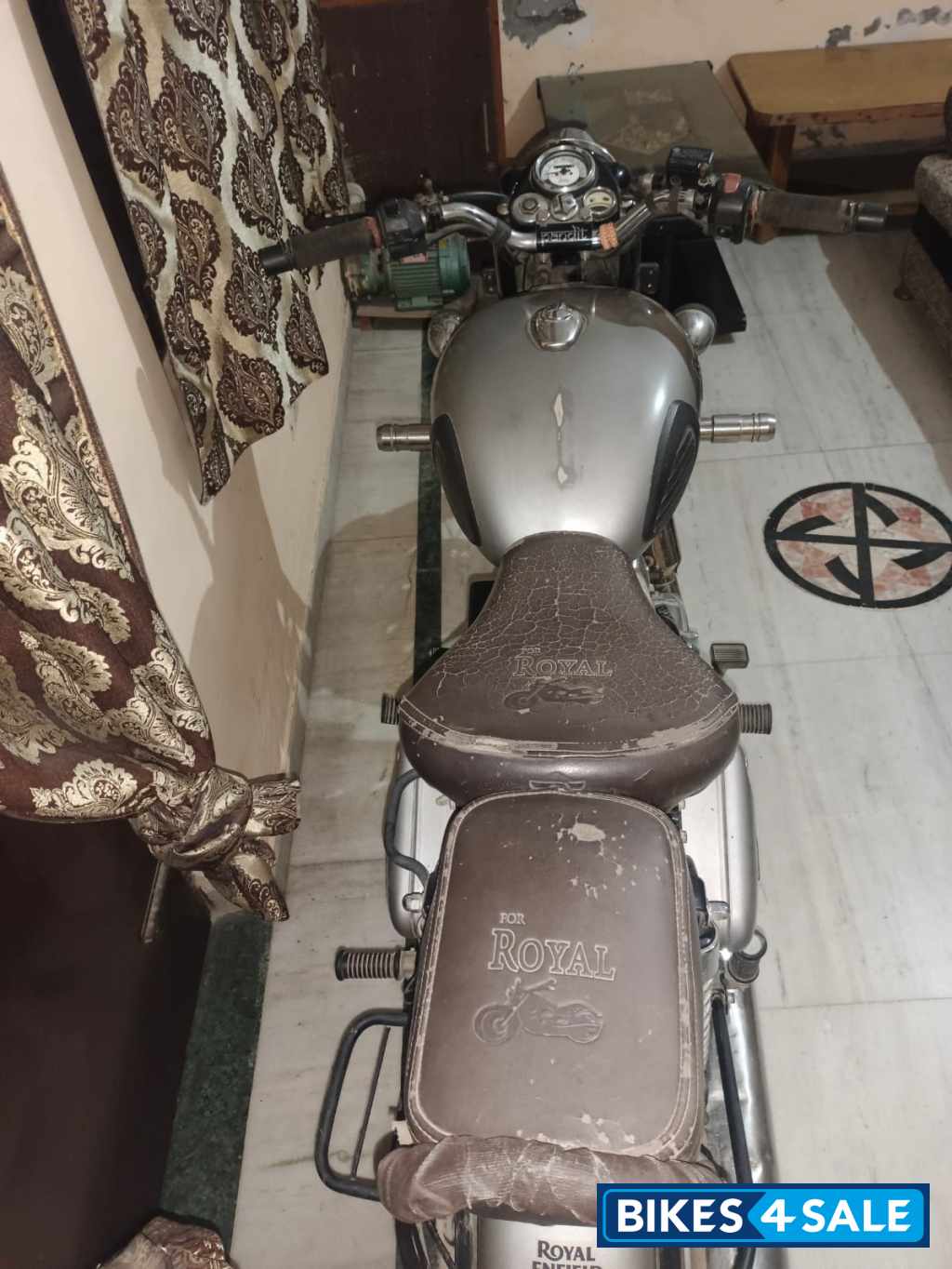 Gun Metal Grey Royal Enfield Classic 350