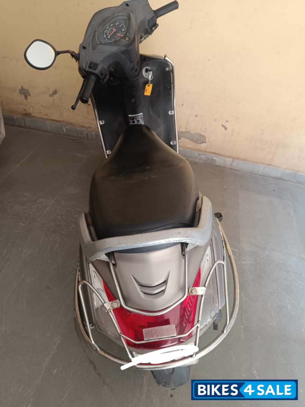 Silver Honda Activa 4G