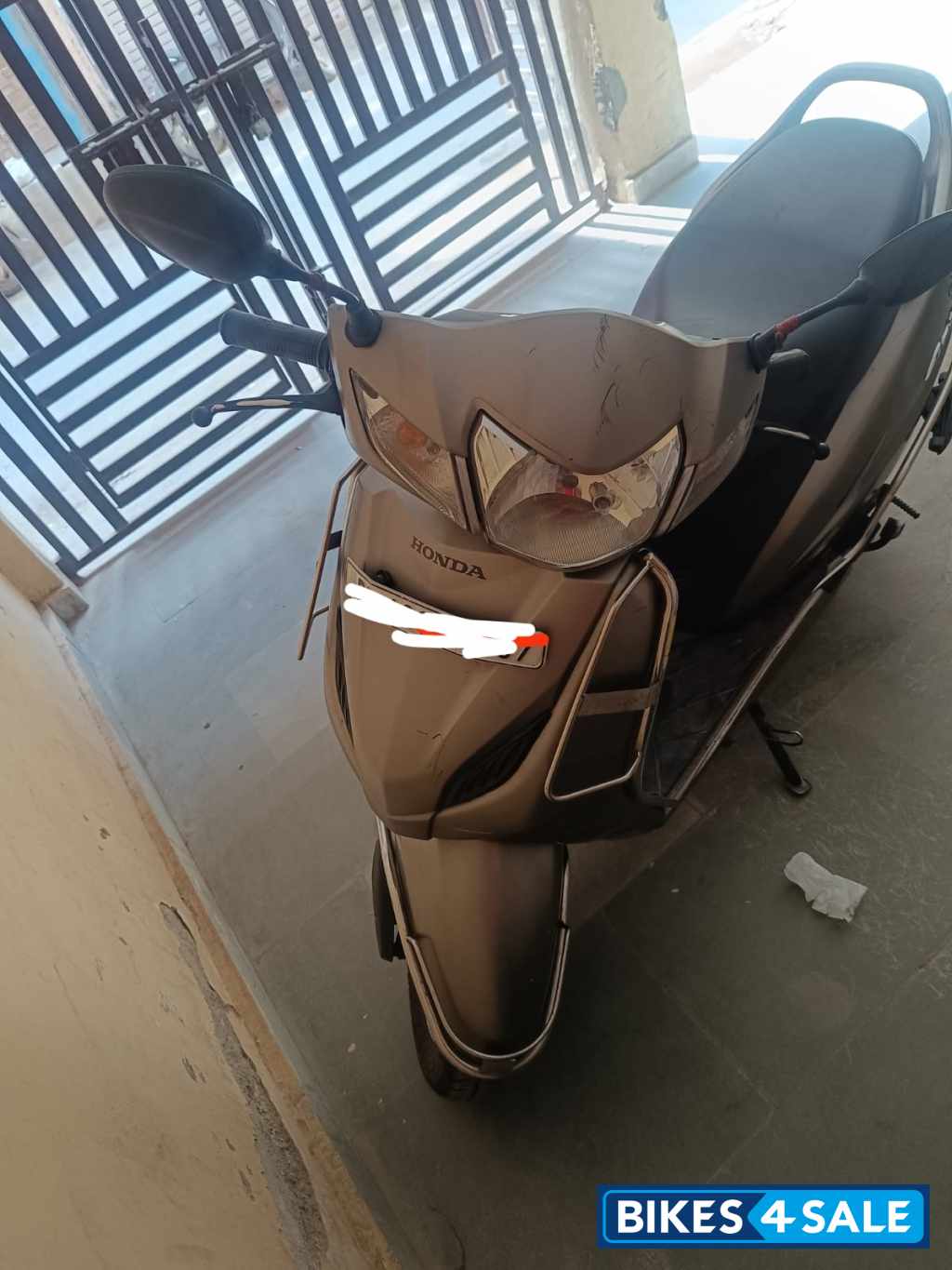 Silver Honda Activa 4G