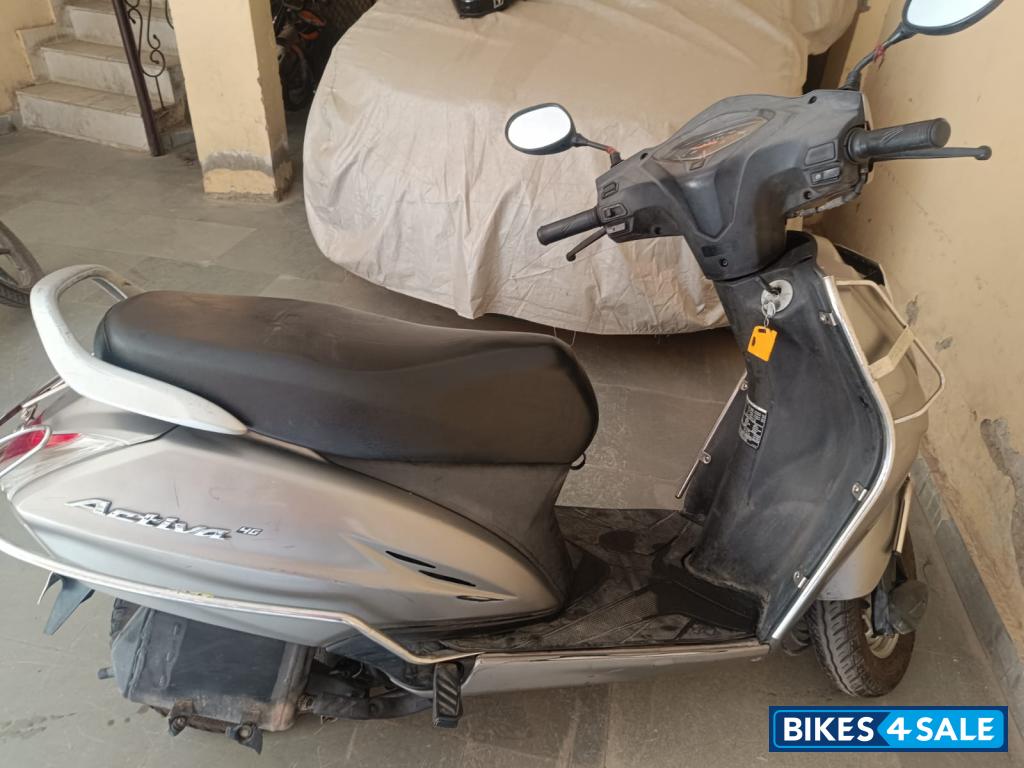 Silver Honda Activa 4G