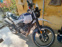 White Blue Hero Xpulse 200 4V