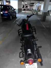 Black Royal Enfield Classic 350