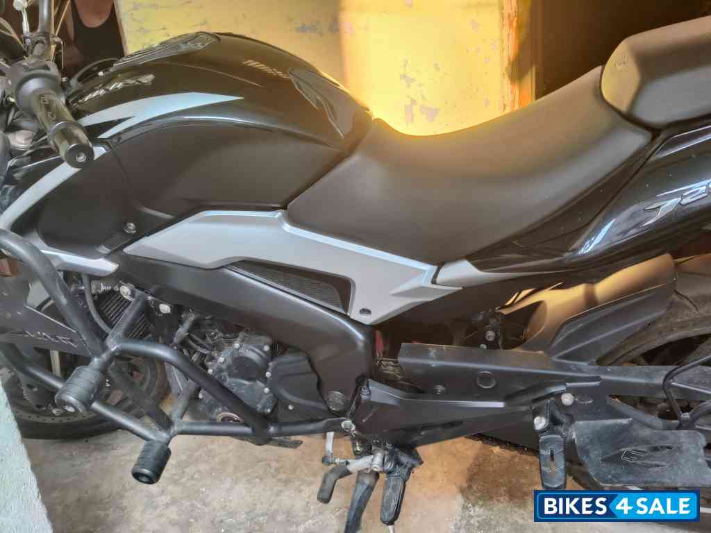 Bajaj Dominar 250