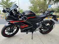 Yamaha R15 V4