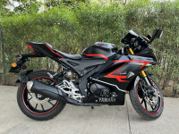 Yamaha R15 V4