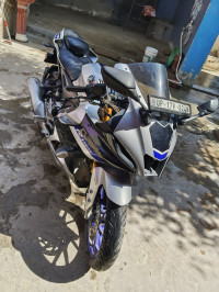 Yamaha R15M