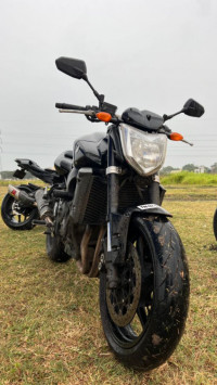 Yamaha FZ1