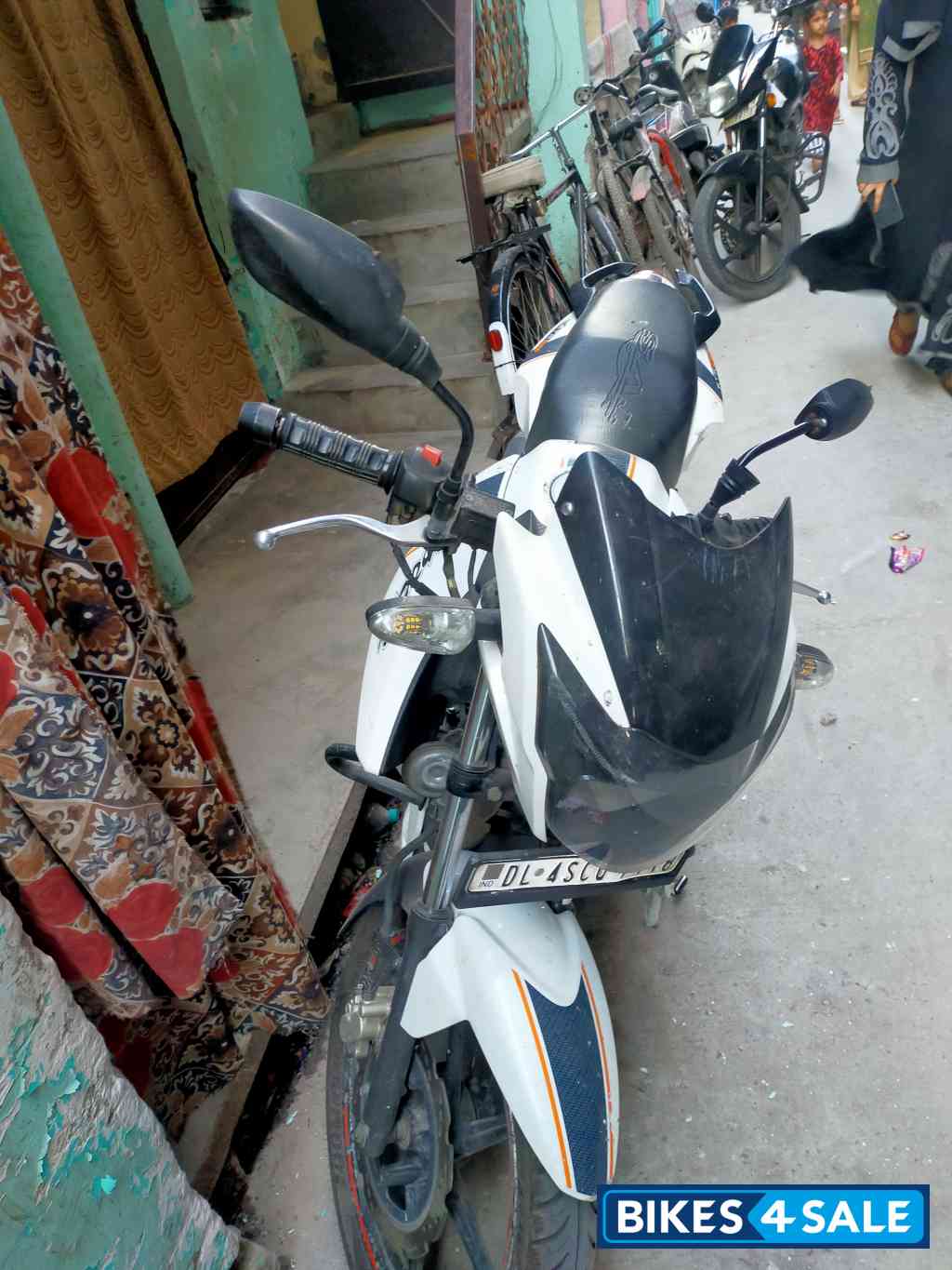 TVS Apache RTR 160