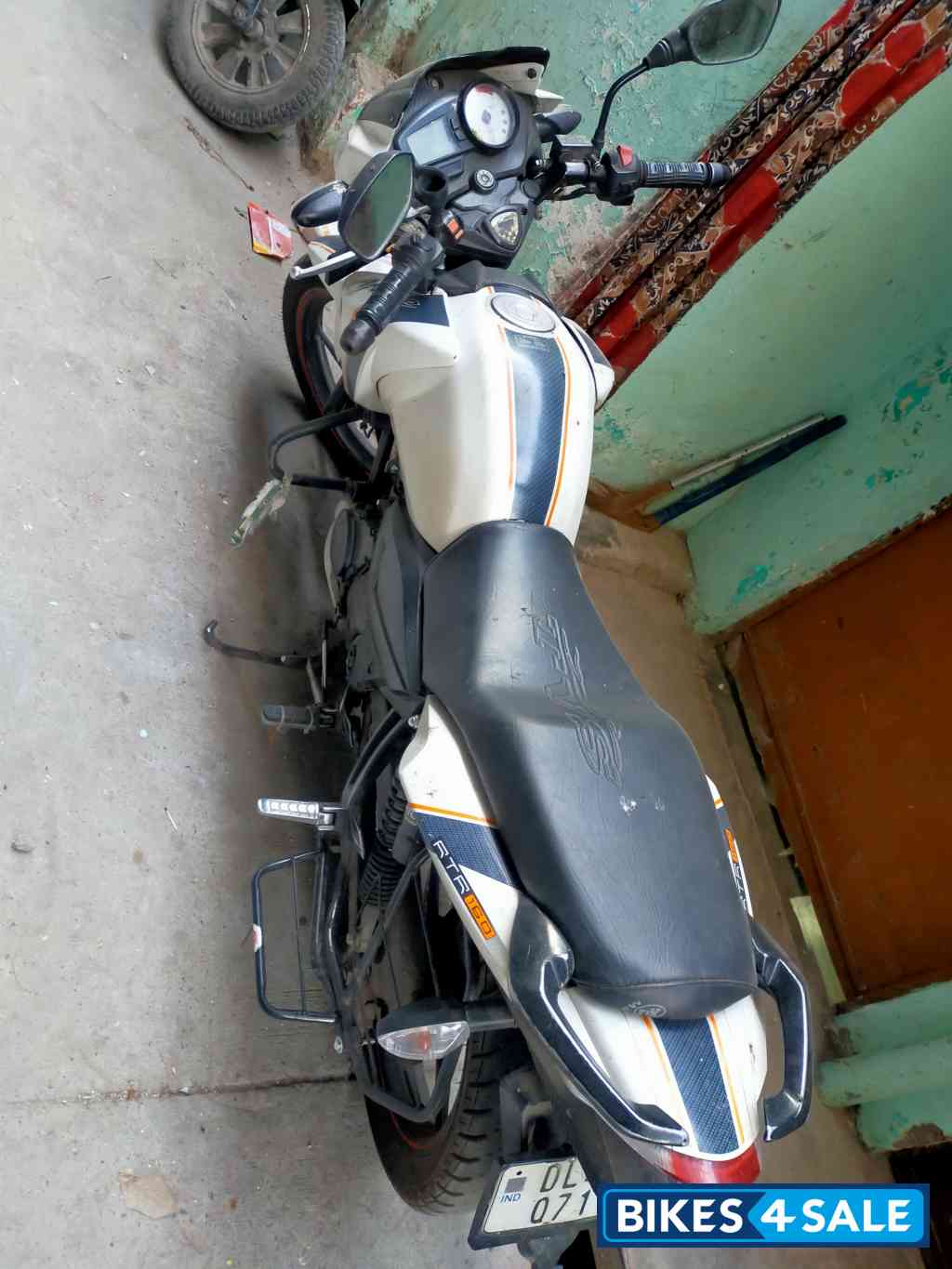 TVS Apache RTR 160