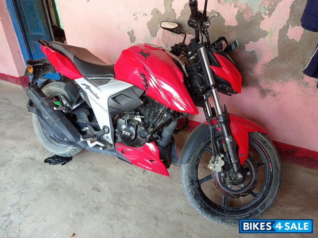 TVS Apache RTR 160 4V