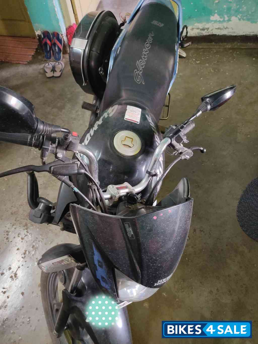 Blue Black Hero Glamour 125 Drum