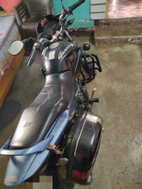 Blue Black Hero Glamour 125 Drum