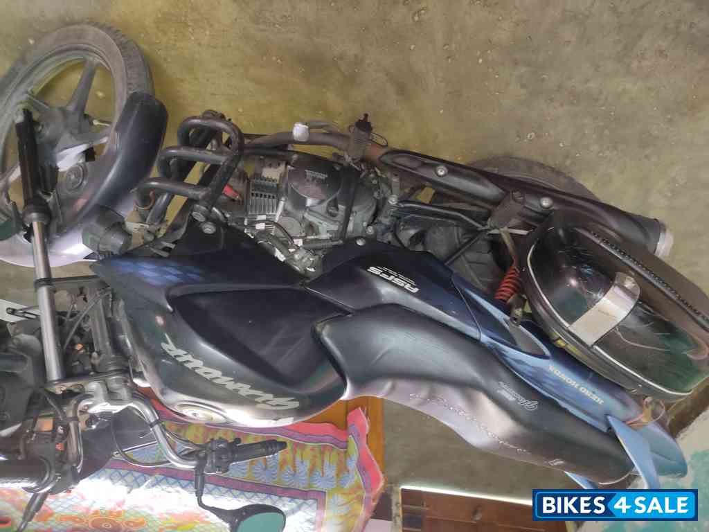 Blue Black Hero Glamour 125 Drum