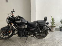 Matt Black Royal Enfield Meteor 350 Stellar