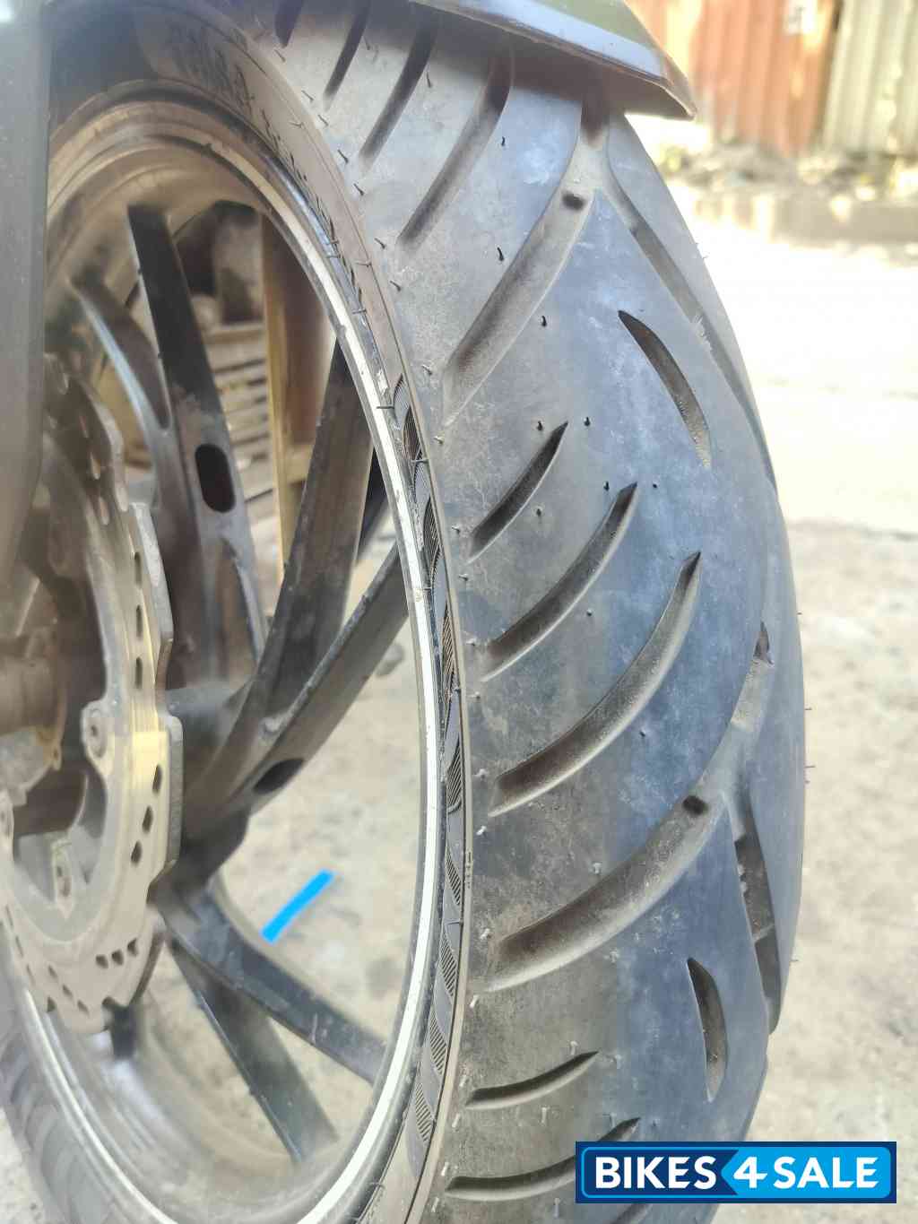 Black Matt TVS Apache RTR 200 4V