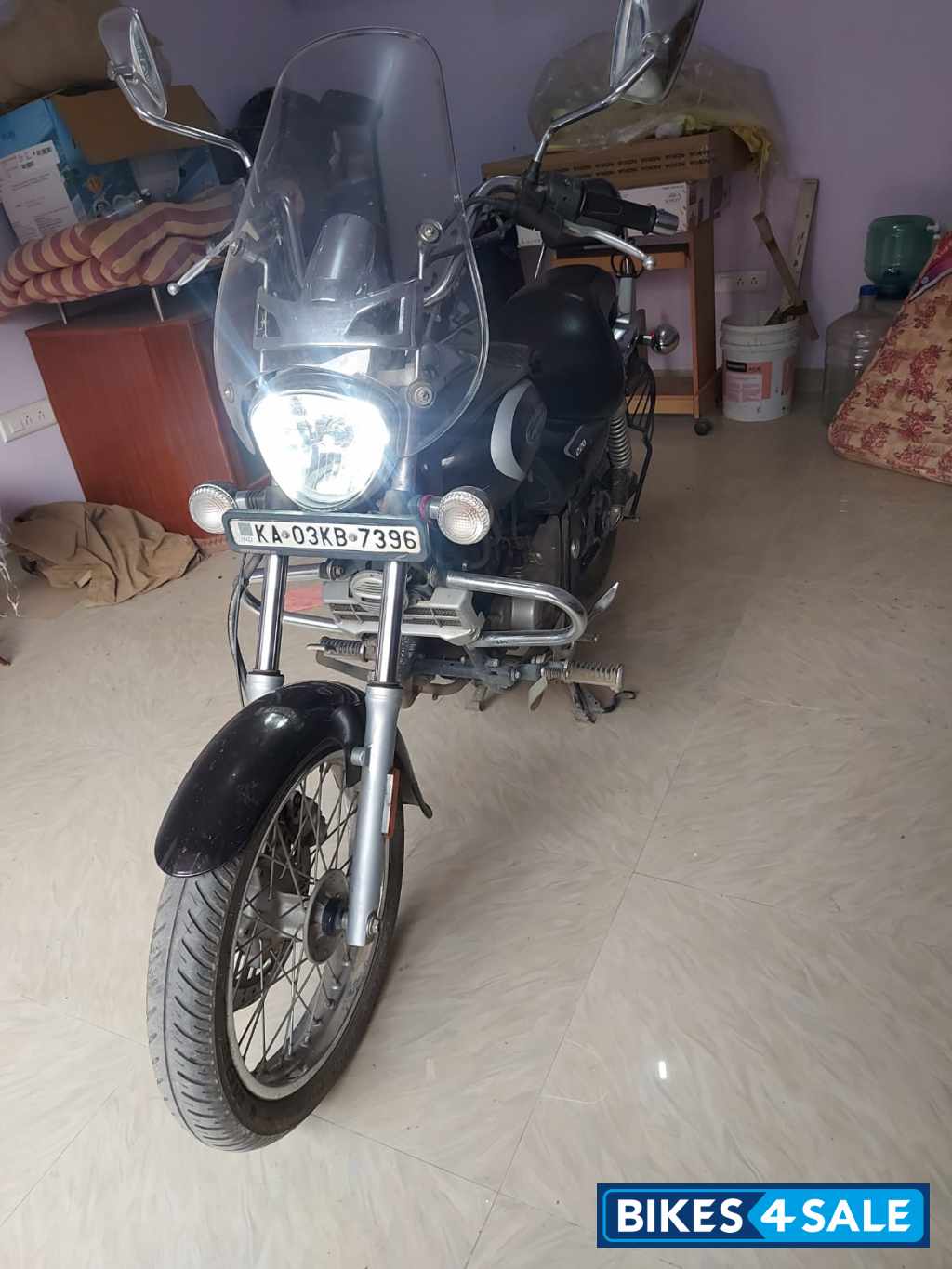 Bajaj Avenger Cruise 220 BS6