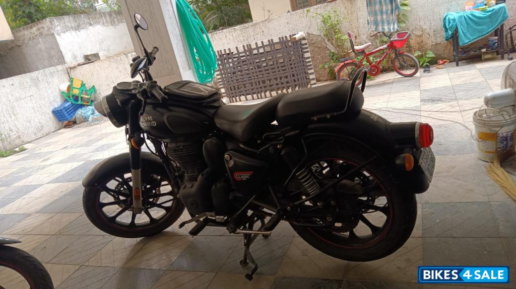 Royal Enfield Classic 350 Dual Channel BS6