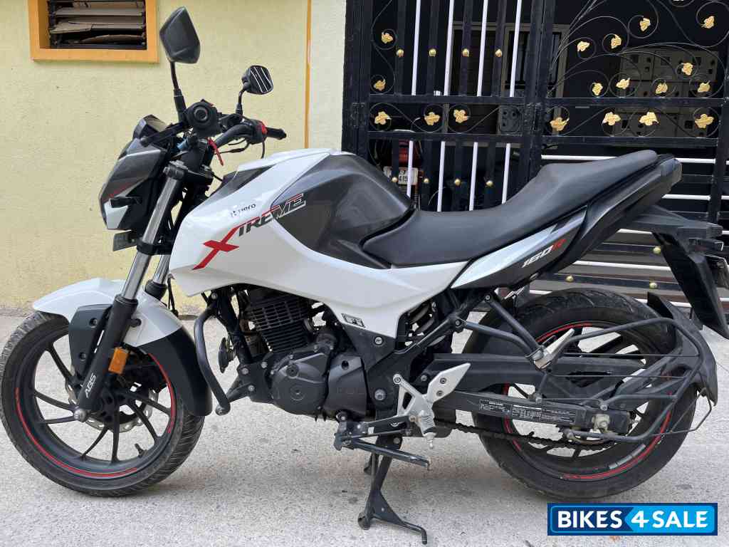 Hero Xtreme 160R BS6