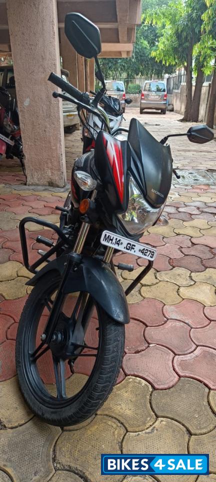 Red Black Honda SP125