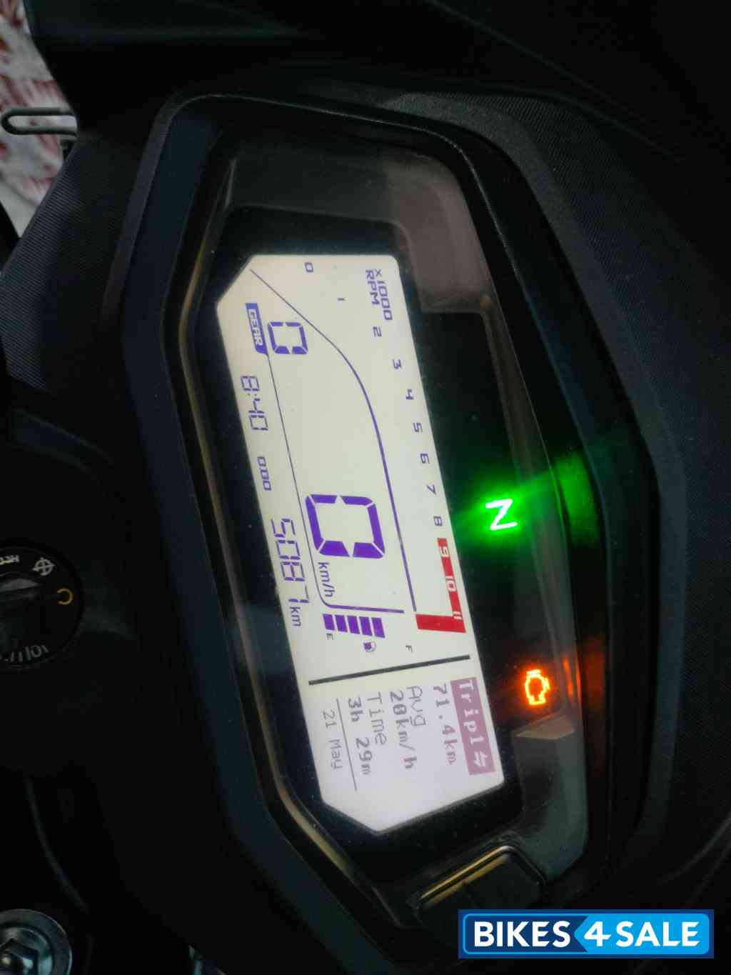 Black Silver Hero Glamour 125 Disc