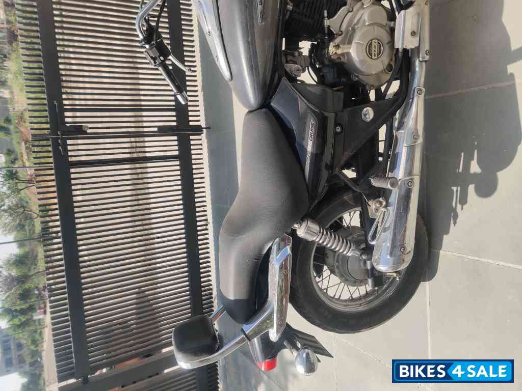 Bajaj Avenger Cruise 220