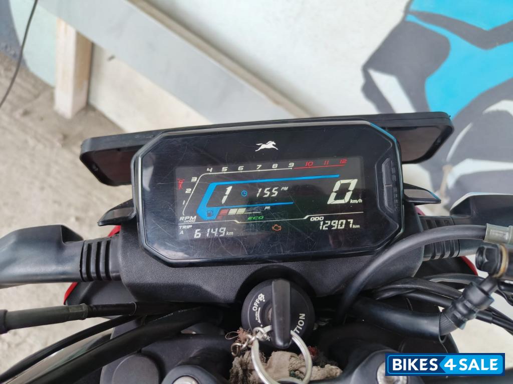 TVS Raider Split Seat