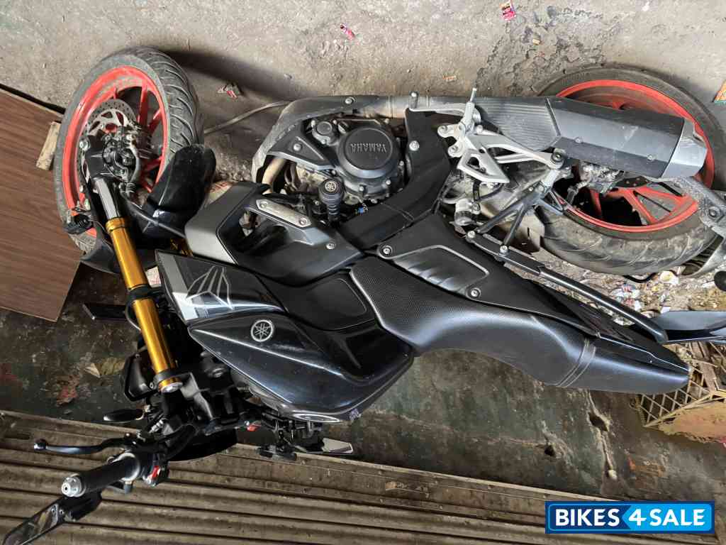 Black Yamaha MT-15 MotoGP Edition