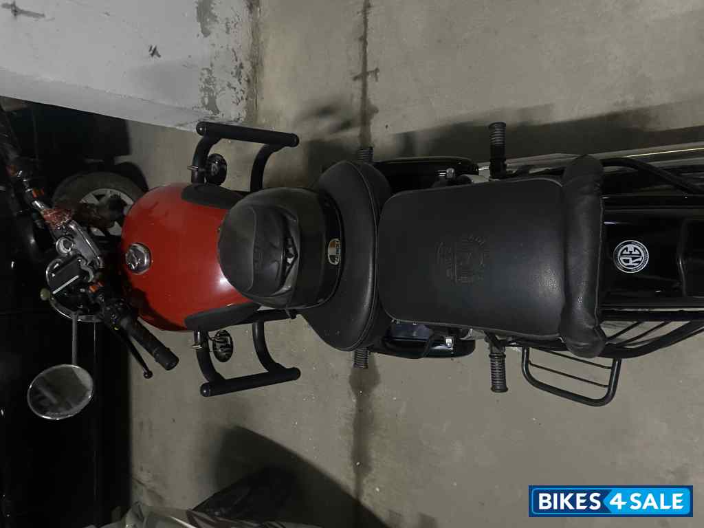 Royal Enfield Classic 350 Redditch Red