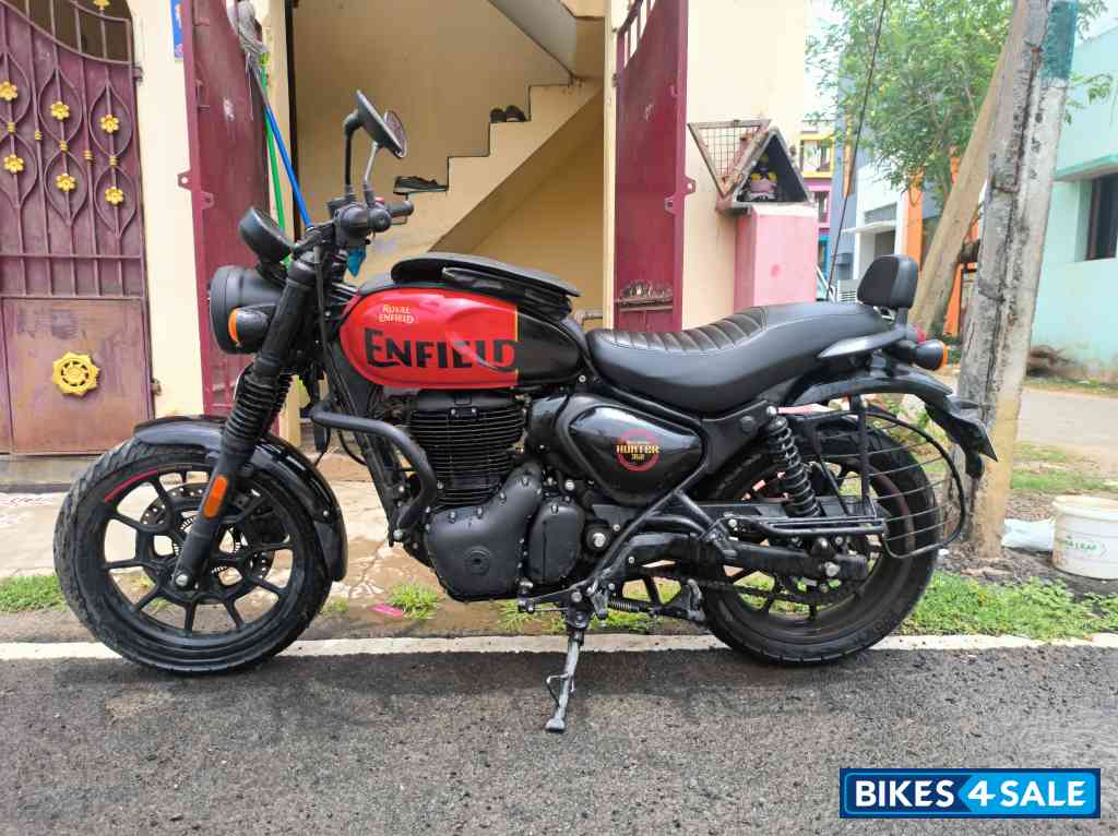 Royal Enfield Hunter 350 Metro