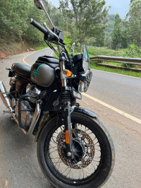 Royal Enfield 2023 Interceptor 650 2022 Model