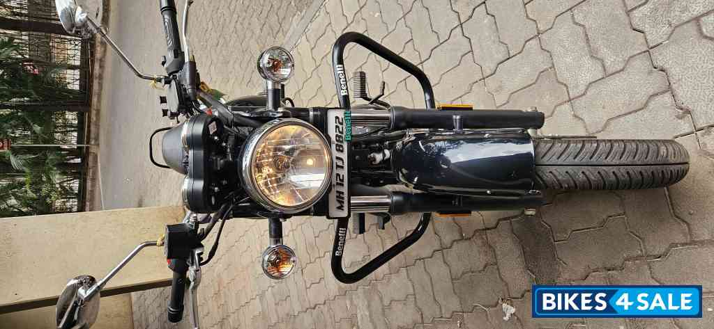 Black Benelli Imperiale 400 Black Benelli Imperiale 400